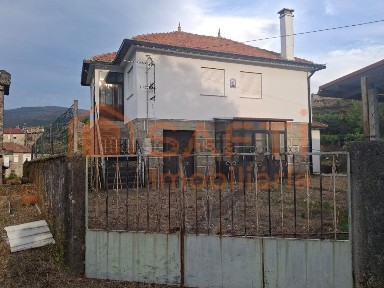 Moradia independente à venda em Merufe