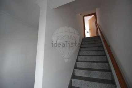 Apartamento T2 à venda na Rua Heróis do Ultramar