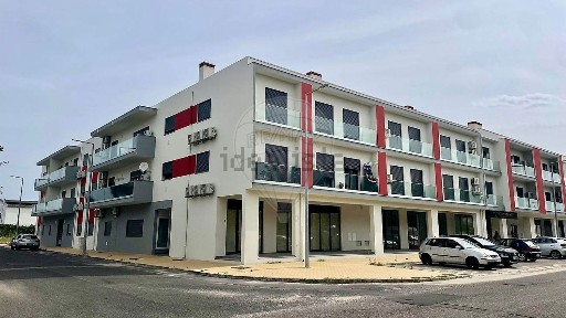 Apartamento T2 à venda na Avenida António Rodrigues Carrusca