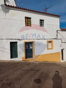 Apartamento T2 à venda em São João Batista
