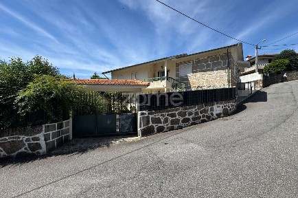 Riba de Ave, Rua Souto, 85