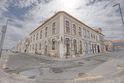 Negócio para trespasse na Cais dos Botirões, 33