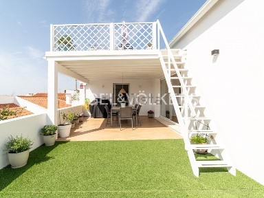 Apartamento T4 à venda em Nossa Senhora do Bispo
