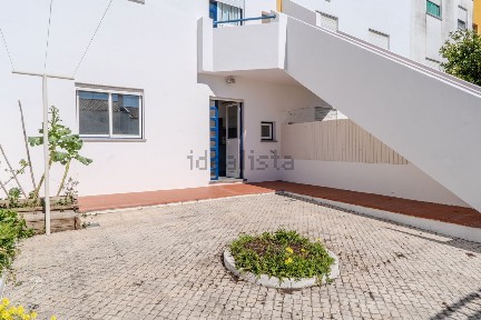 Apartamento T1 à venda na Rua Bento de Jesus Caraça