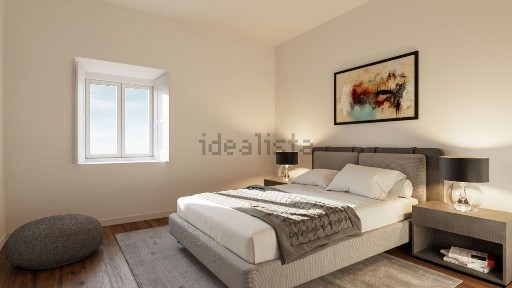 Apartamento T2 à venda na Rua Brito Capelo