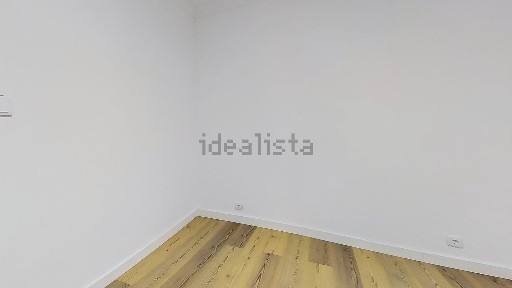 Apartamento T1 à venda na Rua Padre Bento Pereira, 69