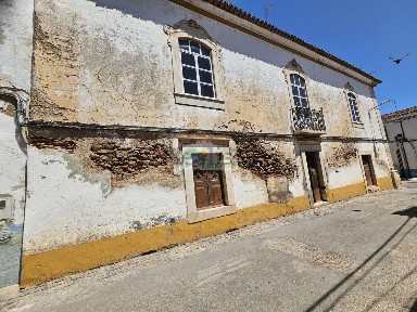 Apartamento T1 à venda em São Bartolomeu