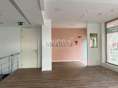 Arrendamento de espaço comercial em Espinho