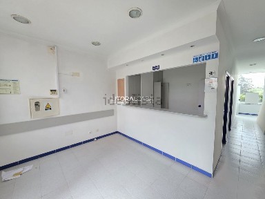 Arrendamento de espaço comercial em Esgueira