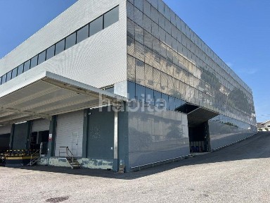 Arrendamento de armazém em Escapães