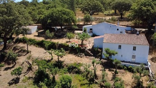 Quinta à venda em Santa Maria de Marvão