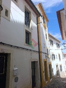 Moradia em banda à venda em Santa Maria da Devesa