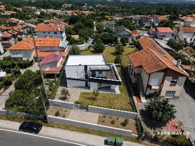 Moradia independente à venda em Abraveses