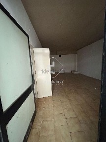 Arrendamento de espaço comercial na Rua Doutor Félix Alves Pereira, 50