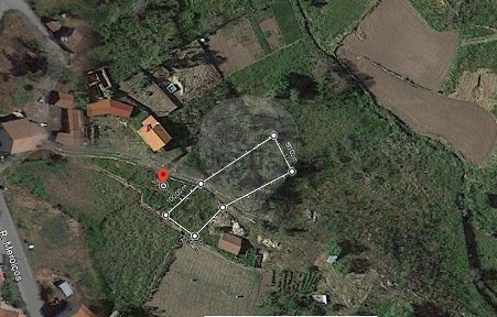 Moradia independente à venda em Caparrosa e Silvares