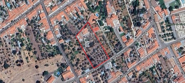 Quinta à venda na Rua das Nogueiras