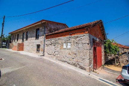 Moradia geminada à venda em Pinheiro