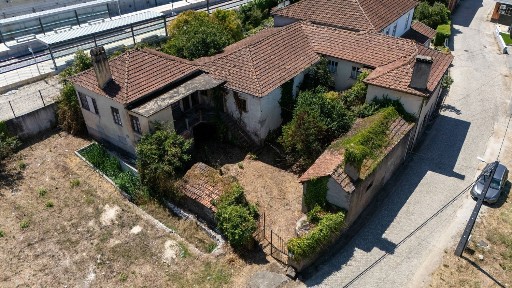 Mortágua, Rua Manuel Lourenço Ferreira