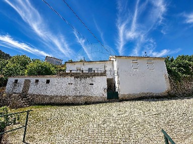 Moradia independente à venda em Parada do Bispo - Valdigem
