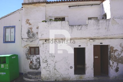 Moradia em banda à venda em Avis