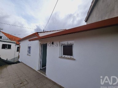Moradia independente à venda em Mouraz e Vila Nova da Rainha