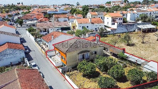 Aldeia da Mata, Rua do Ribeirinho