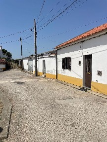 Moradia em banda à venda em Montargil