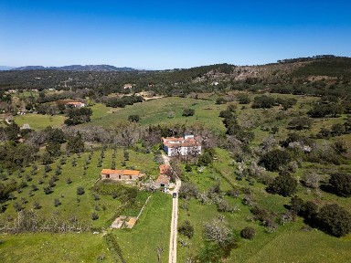 Quinta à venda em N246-2