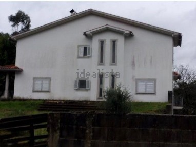 Moradia independente à venda em Castro Daire