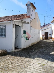 Moradia em banda à venda em Vale de Açor
