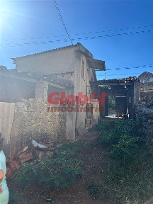 Moradia independente à venda em Mundão