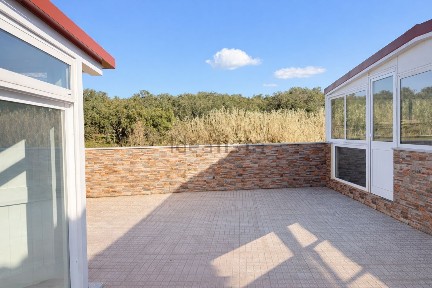 Casa de aldeia à venda em vale serrão
