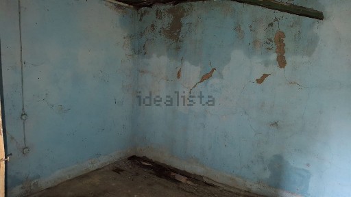 Moradia independente à venda em Queirã