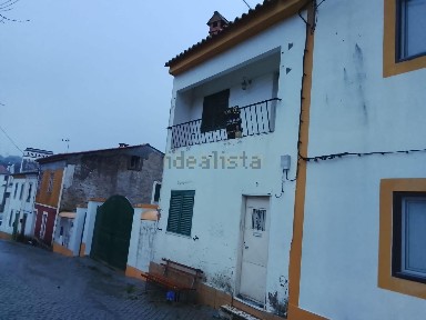 Moradia em banda à venda na Rua das Herdades, 8