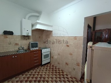 Moradia independente à venda em Vale do Peso