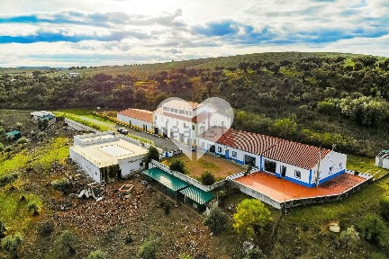 São João Batista, Monte da Serrinha