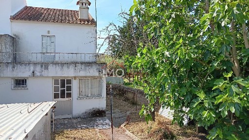 Moradia em banda à venda em Beirã