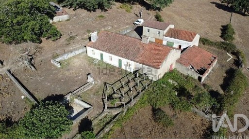 Moradia independente à venda em São Salvador da Aramenha