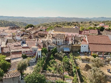 Moradia independente à venda em Amieira do Tejo