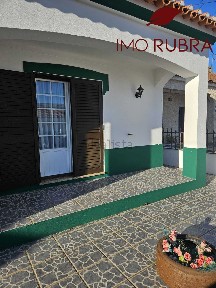 Moradia independente à venda no Bairro da Nossa Senhora da Graça
