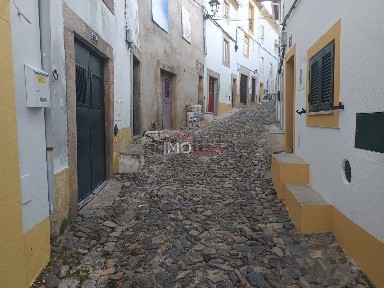 Moradia independente à venda em Santa Maria da Devesa