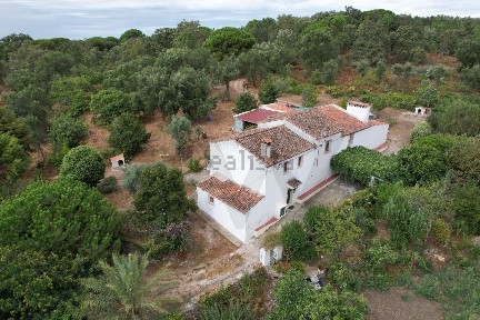 Quinta à venda em Sé e São Lourenço