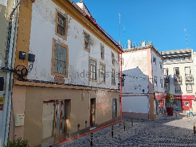 Moradia independente à venda na Rua da Capela