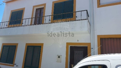Moradia independente à venda em Comenda