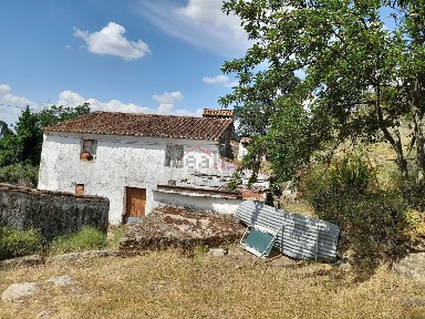 Quinta à venda em Santa Maria de Marvão