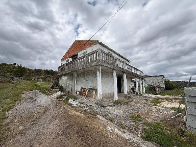 Quinta à venda na Avenida 25 de Abril