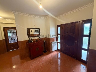 Moradia geminada à venda em São João de Lourosa