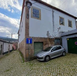Tarouca, Rua Trás da Misericórdia