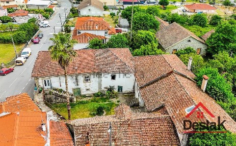 Quinta à venda em Povolide
