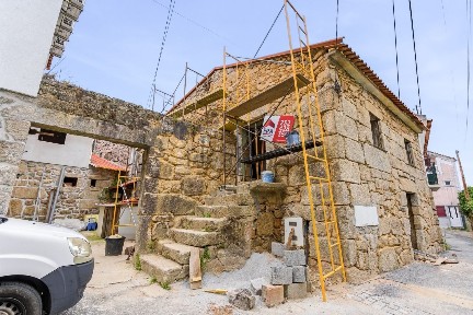 Moradia independente à venda em Fragosela